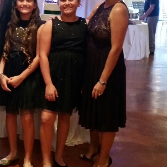 dress - Picture 2 of 6